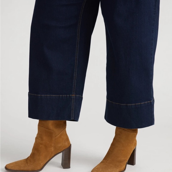 NWT Universal Standard Carol High Rise Cropped Jeans
Dark Indigo Size 2XL - Picture 4 of 11